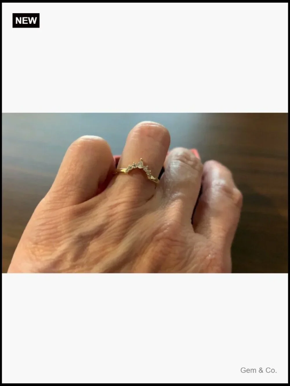 Curved V Shaped CZ Stackable Wedding Ring Size 7